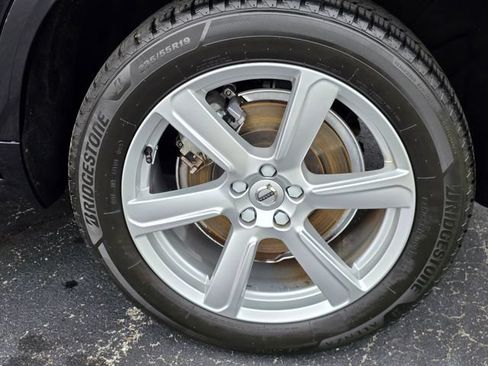 Used 2022 Volvo XC90 T5 Momentum AWD/4WD image 8