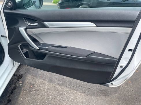 Used 2017 Honda Civic EX-T image 18