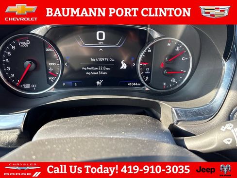 Used 2023 Chevrolet Traverse High Country AWD/4WD image 18