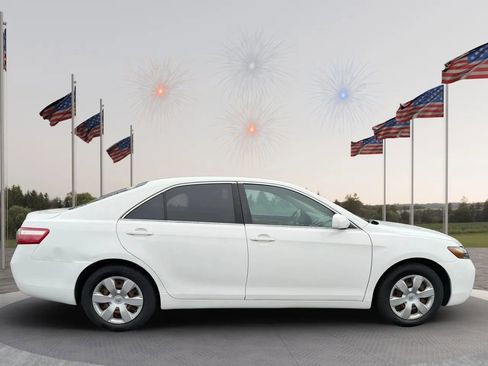 Used 2009 Toyota Camry LE image 8