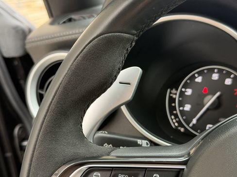 Used 2022 Alfa Romeo Stelvio Quadrifoglio w/ Active Assist Plus Package image 37