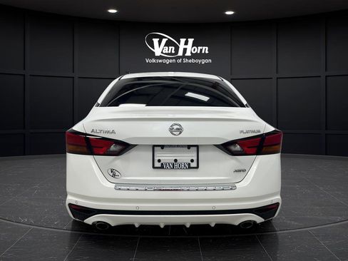 Used 2020 Nissan Altima 2.5 Platinum AWD/4WD image 6