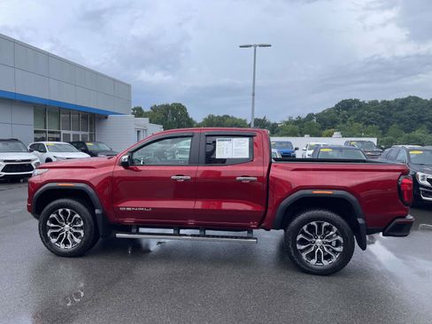 Used 2024 GMC Canyon Denali AWD/4WD image 6