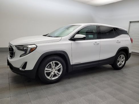 Used 2020 GMC Terrain SLE image 2