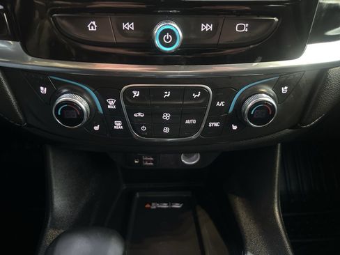 Used 2023 Chevrolet Traverse Premier w/ LPO, Cargo Package image 21