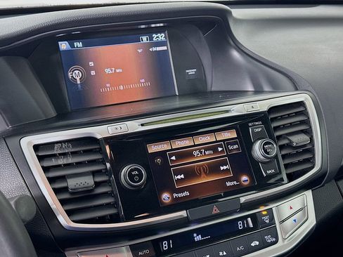 Used 2015 Honda Accord EX-L image 19