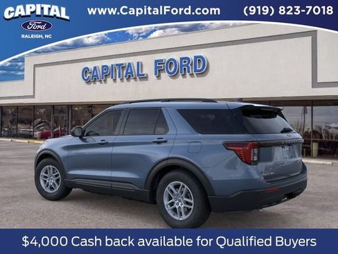 New 2026 Ford Explorer Active RWD image 4