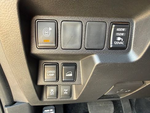 Certified 2024 Nissan Frontier PRO-4X w/ Pro Premium Package AWD/4WD image 12