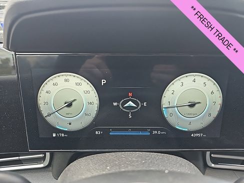 Certified 2023 Hyundai Elantra Limited image 8