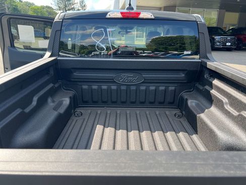 New 2025 Ford Maverick XLT w/ XLT Luxury Package image 9