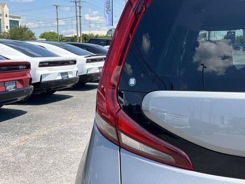 Used 2022 Kia Soul LX w/ Technology Package FWD image 10