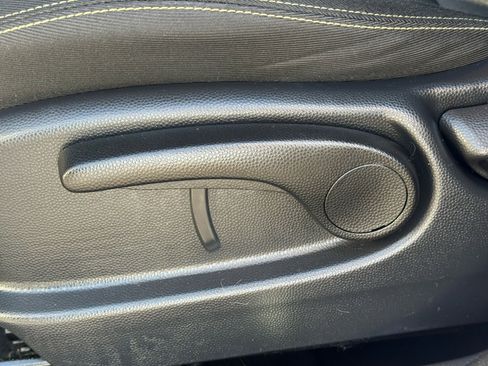 Used 2015 Kia Soul + image 19