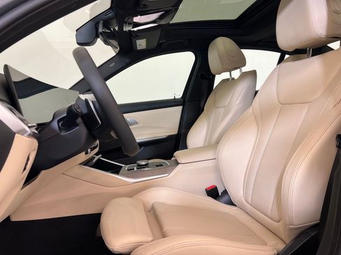 Used 2025 BMW 330i xDrive Sedan AWD/4WD image 13