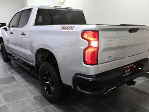 Used 2021 Chevrolet Silverado 1500 LT Trail Boss image 4