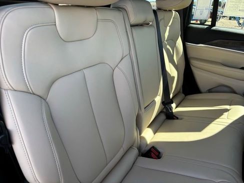 New 2026 Jeep Grand Cherokee Limited AWD/4WD image 20