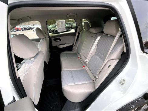 Certified 2023 Nissan Rogue SV image 15