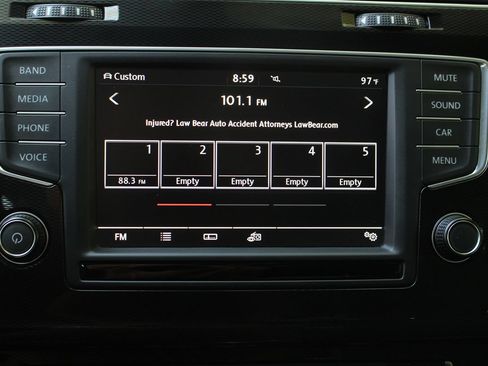 Used 2017 Volkswagen GTI Sport FWD image 39
