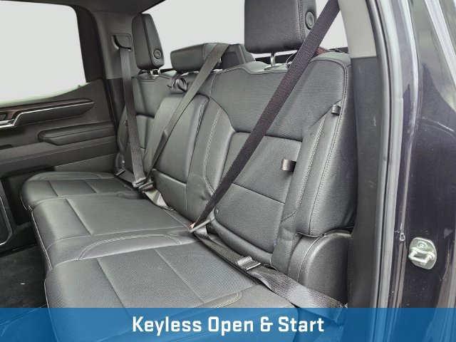 Used 2025 GMC Sierra 1500 SLT AWD/4WD image 21