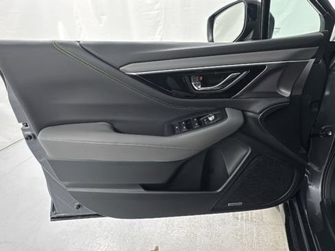 Certified 2025 Subaru Outback Onyx Edition XT image 22
