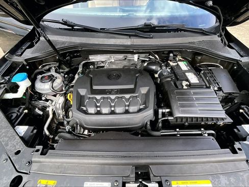 Used 2023 Volkswagen Tiguan SE FWD image 30
