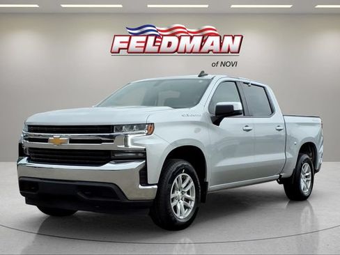 Used 2022 Chevrolet Silverado 1500 LT AWD/4WD image 1