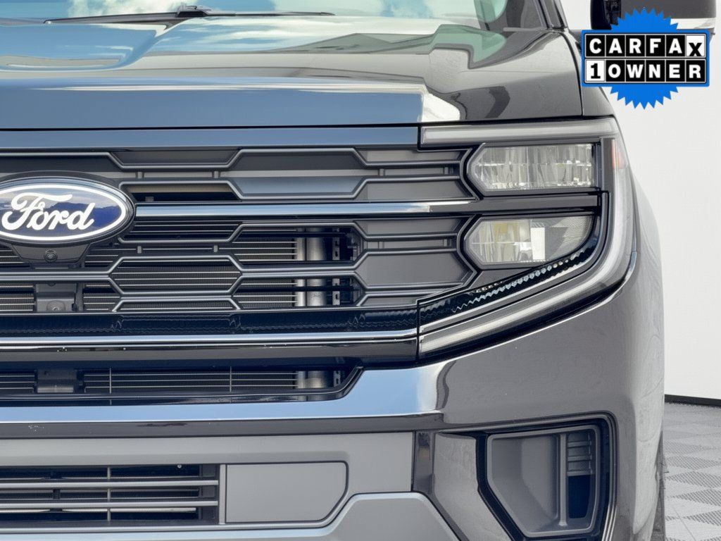 Used 2027 Ford Expedition Active AWD/4WD image 12