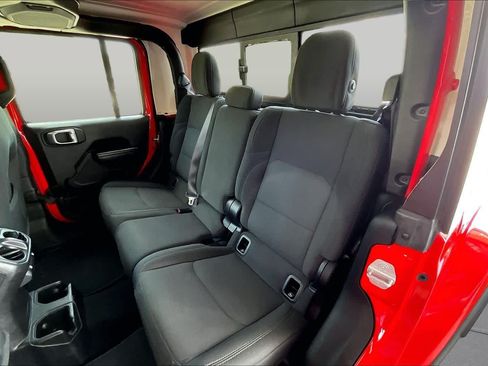 Used 2021 Jeep Gladiator Sport AWD/4WD image 21