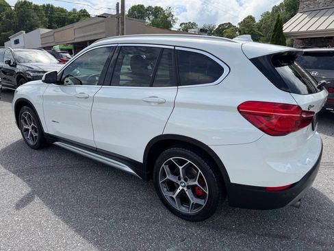 Used 2018 BMW X1 xDrive28i AWD/4WD image 9