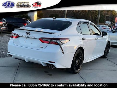Used 2021 Toyota Camry SE w/ Convenience Package image 7