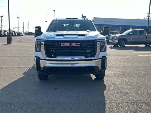 New 2025 GMC Sierra 3500 Pro w/ Convenience Package image 9