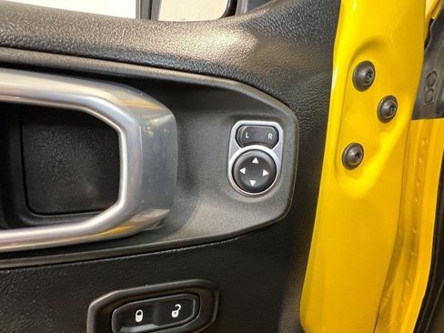 Used 2021 Jeep Wrangler Unlimited Sport image 28