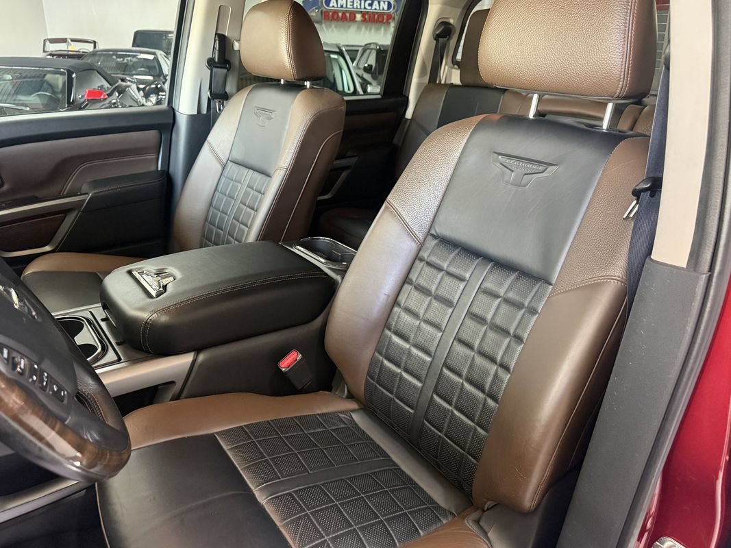 Used 2018 Nissan Titan Platinum Reserve AWD/4WD image 13