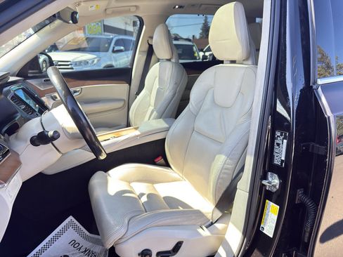 Used 2016 Volvo XC90 T6 Inscription w/ Vision Package image 15
