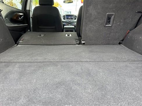 Used 2020 GMC Terrain SLE w/ Driver Convenience Package image 15