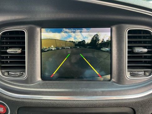 Used 2018 Dodge Charger SRT w/ Technology Group image 25