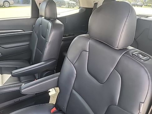 Certified 2025 Kia Telluride S AWD/4WD image 16