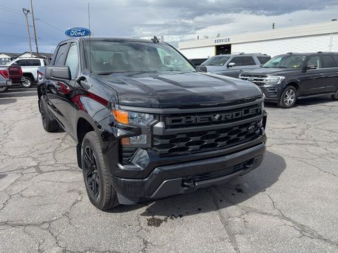 Used 2024 Chevrolet Silverado 1500 Custom AWD/4WD image 8
