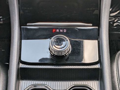 Used 2024 Jeep Grand Cherokee L Limited w/ Luxury Tech Group II RWD image 18