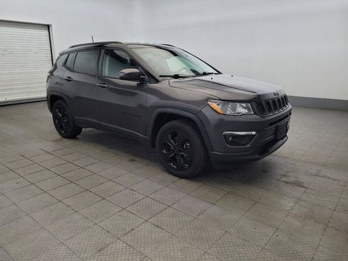 Used 2018 Jeep Compass Latitude AWD/4WD image 11
