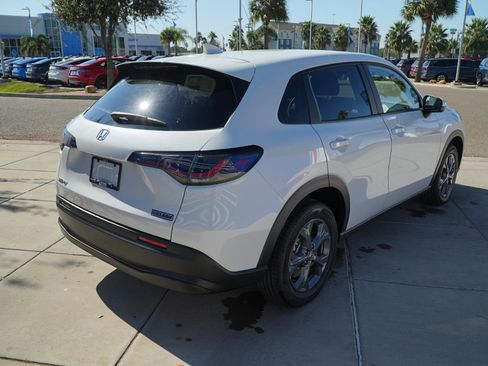New 2026 Honda HR-V LX image 5