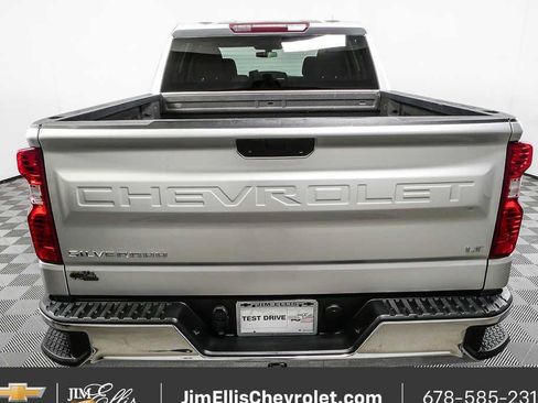 Certified 2021 Chevrolet Silverado 1500 LT AWD/4WD image 25