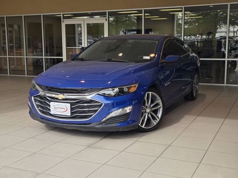 Used 2023 Chevrolet Malibu LT image 1