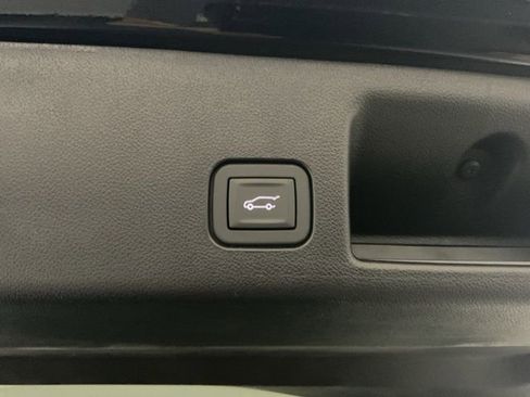 New 2026 Chevrolet Equinox EV LT image 34