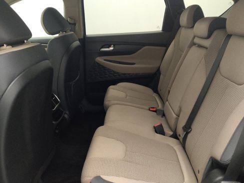 Used 2019 Hyundai Santa Fe SE FWD image 18