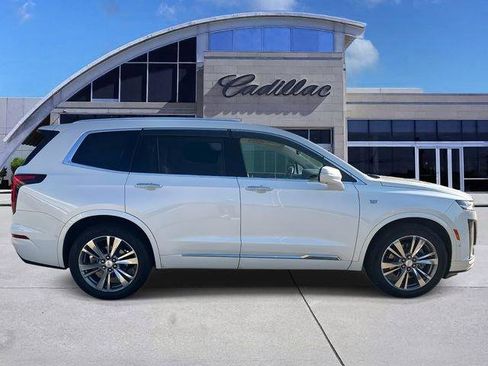 New 2023 Cadillac XT6 Premium Luxury w/ Technology Package FWD image 4