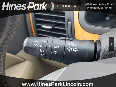 Used 2013 Nissan Armada Platinum w/ Platinum Reserve Pkg image 18