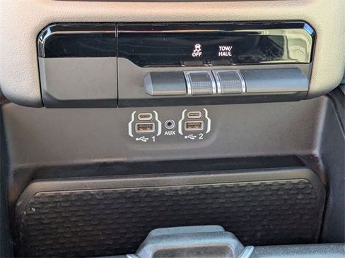 Used 2023 RAM 1500 Big Horn image 30