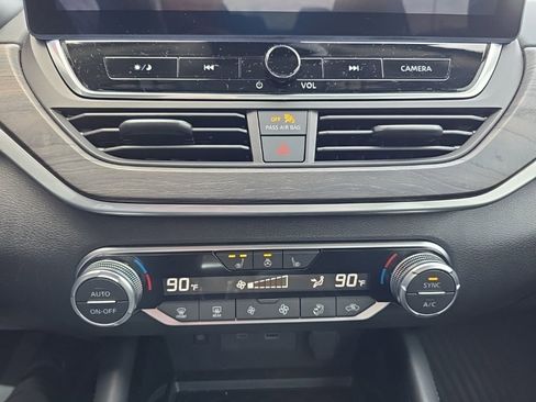 Used 2025 Nissan Altima 2.5 SL image 25