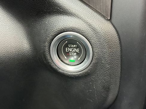 Used 2021 GMC Sierra 1500 AT4 w/ AT4 Premium Package image 29