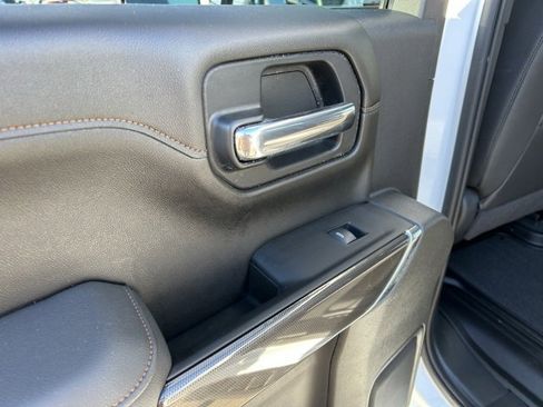 Certified 2022 GMC Sierra 1500 AT4 w/ AT4 Preferred Package image 21